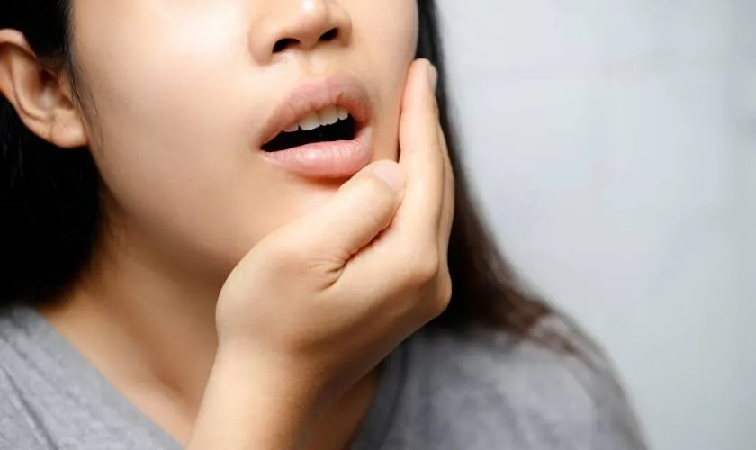 Đau răng, viêm tuỷ sát Tết – Nên xử lý thế nào
