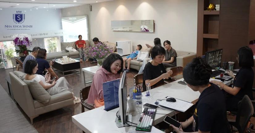 Răng sứ thẩm mỹ cao cấp – Đẹp tự nhiên, ăn Tết trọn vẹn