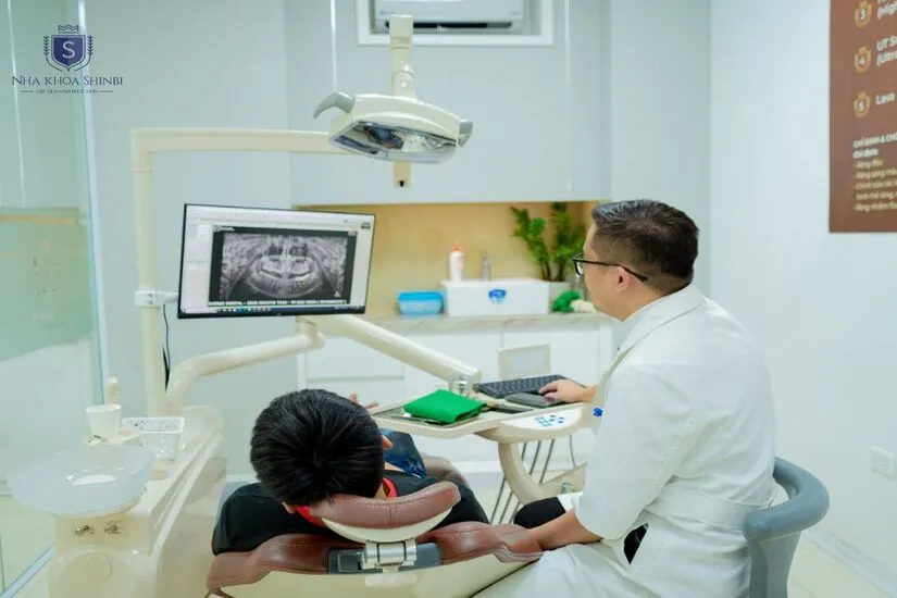 Tư vấn từ các bác sĩ chuyên khoa sau khi trồng răng implant Tư vấn từ các bác sĩ chuyên khoa sau khi trồng răng implant