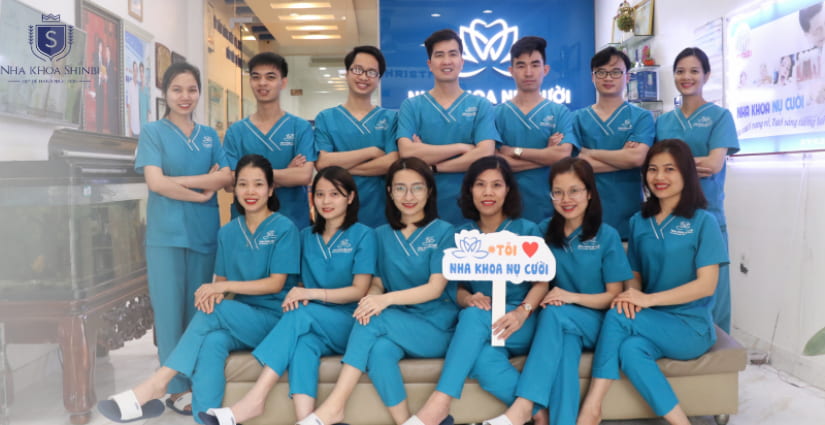 Đội ngũ bác sĩ tại Nha khoa Nụ Cười Đội ngũ bác sĩ tại Nha khoa Nụ Cười