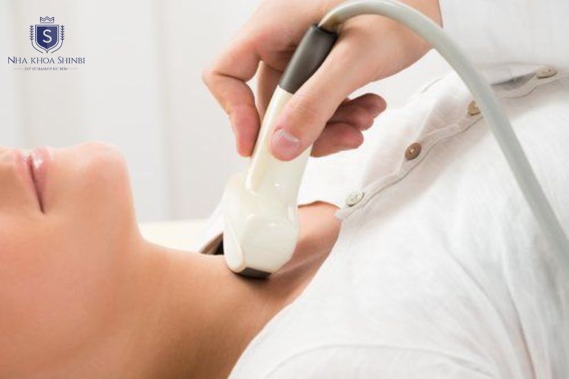 Chọn nha khoa hiểu rõ tình trạng bệnh tuyến giáp của bệnh nhân