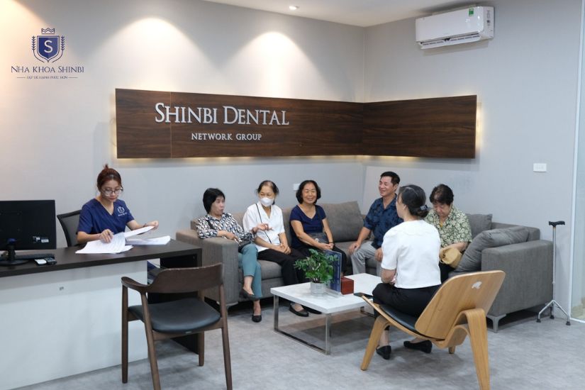 Nha khoa có dịch vụ chăm sóc sau trồng răng chuyên nghiệp Nha khoa có dịch vụ chăm sóc sau trồng răng chuyên nghiệp