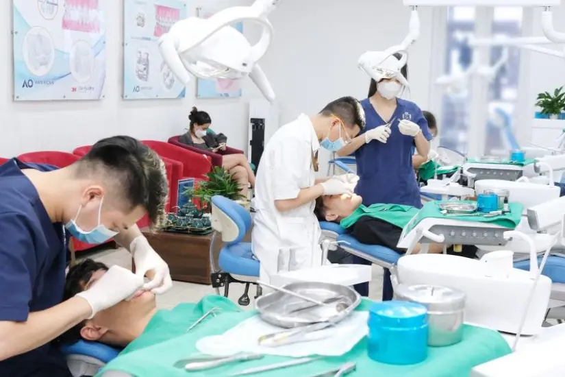 Phòng khám trồng răng cho người loãng xương