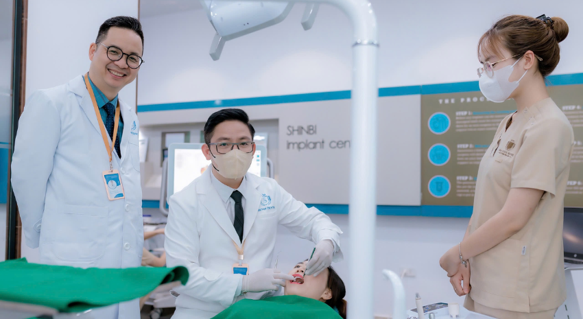 Tiêu chí lựa chọn bác sĩ phù hợp cho người bệnh tim cần cấy ghép răng Tiêu chí lựa chọn bác sĩ phù hợp cho người bệnh tim cần cấy ghép răng